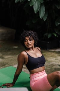 1 (19)